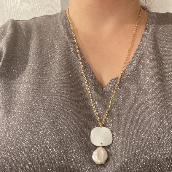 J.Crew Freshwater pearl disk pendant necklace